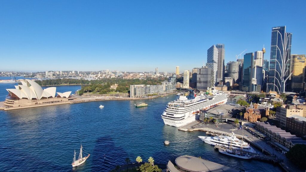 Conquering-The-Sydney-Harbour-Bridge_05