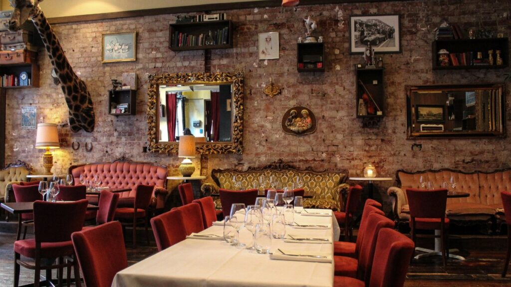 Unearthing-Melbourne-Secret-Speakeasy_03